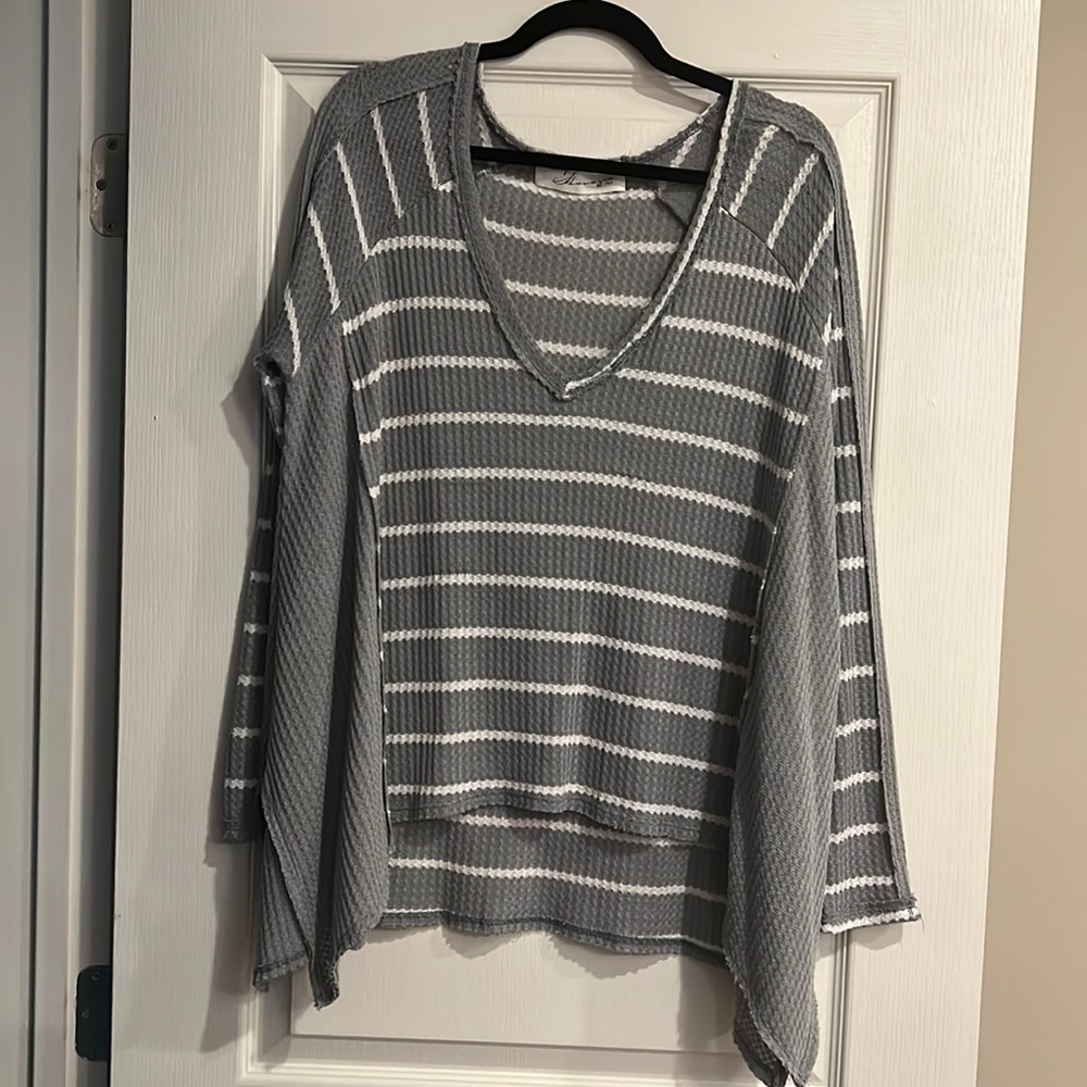 Grey and white over sized long sleeve